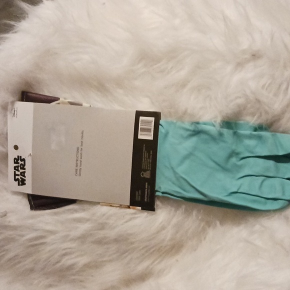 STAR WARS' THE MANDALORIAN LATEX CLEANING GLOVES FEATURES GROGU/ CHILD/BABY YODA - Picture 3 of 5